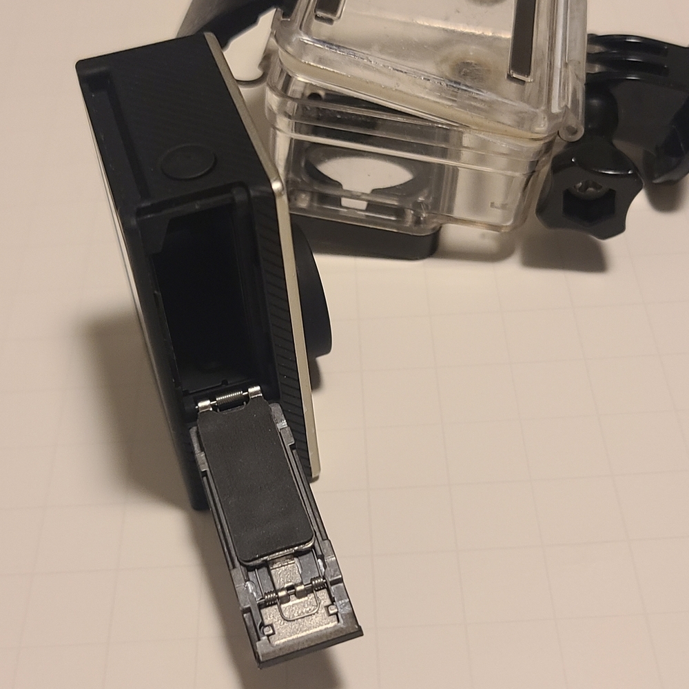 GoPro Hero 4 - Picture 5 of 8